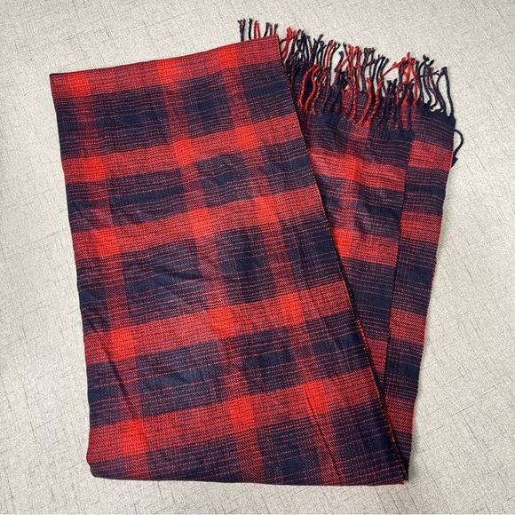 Banana Republic Navy Blue & Red Plaid Fringe Scarf - Picture 10 of 10